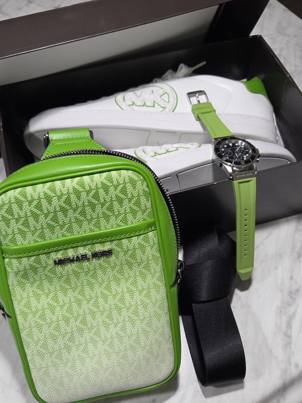 BRAND NEW MK "NEON JUNGLE" STREETWEAR SET - Picture 2 of 10
